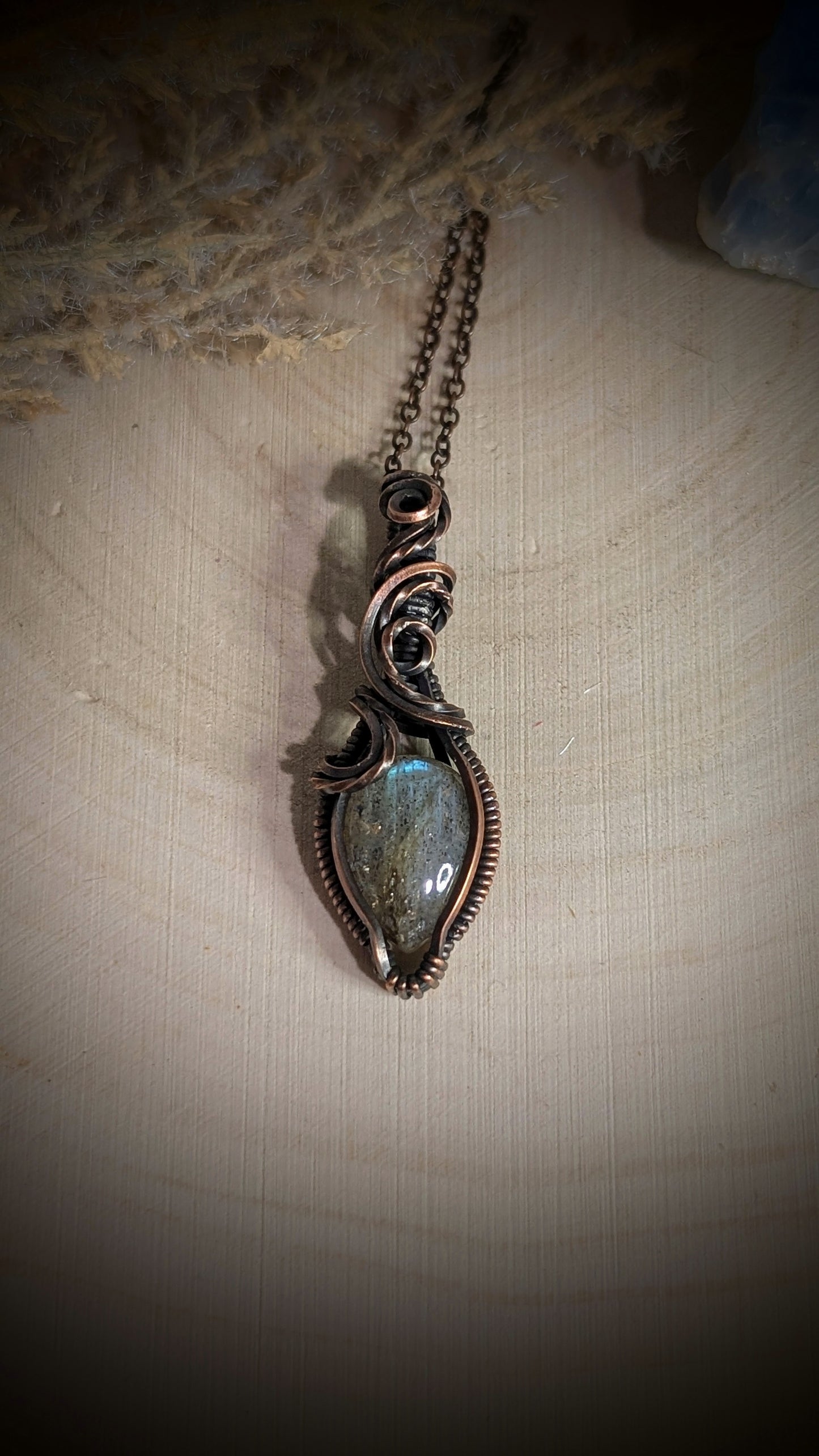 Luna - Labradorite in Antiqued Copper Wire