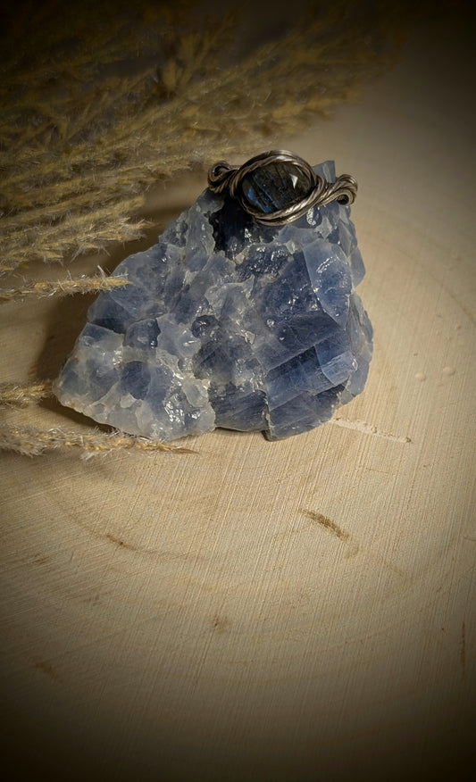 Labradorite Ring In 925 Silver, Size 5